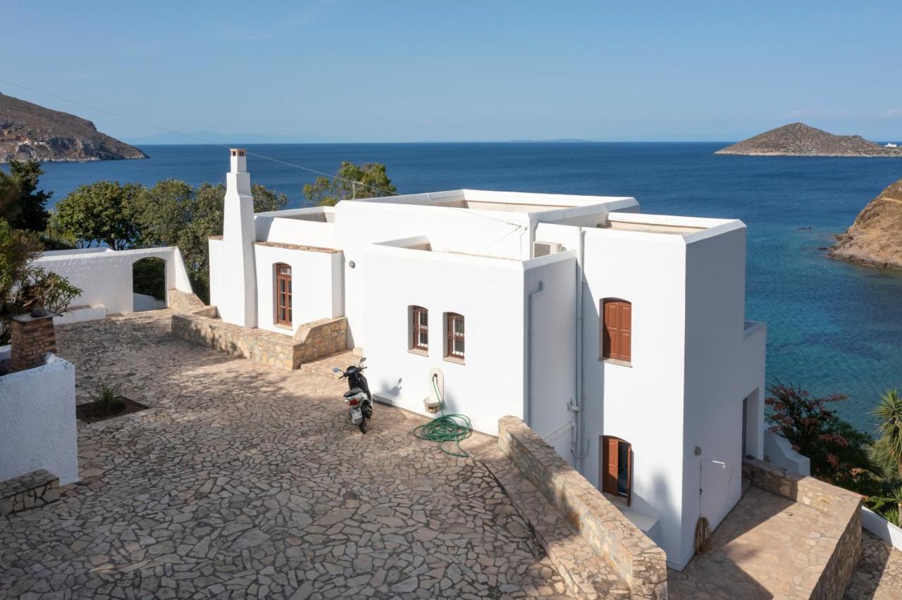 Ivi Beach Front Villa, Leros Vromolithos Exterior foto
